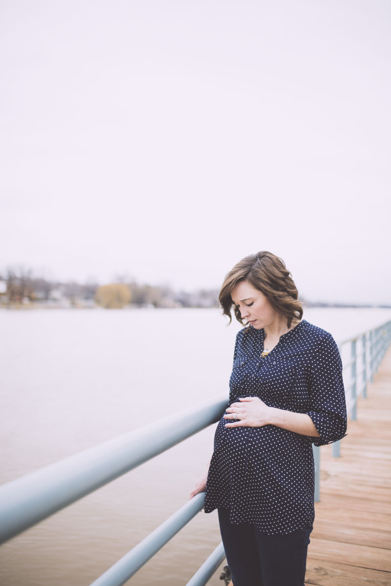 Chris and Pam Maternity Photography De Pere Wisconsin5